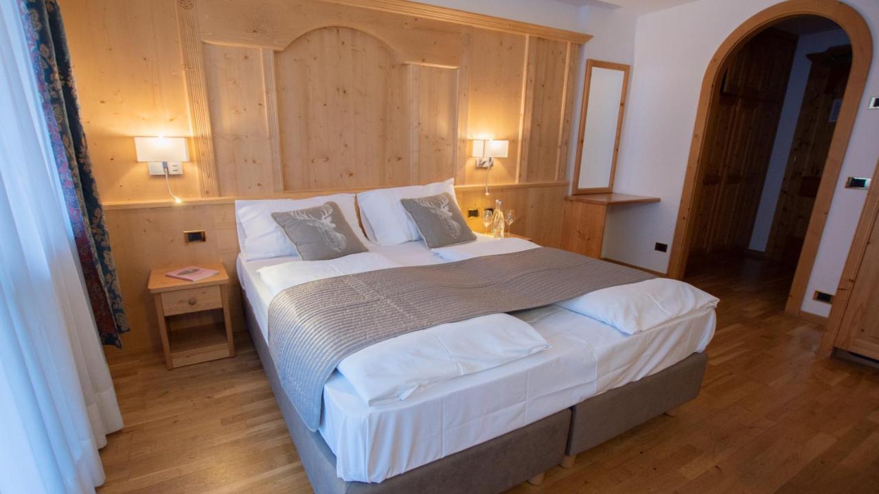 Hotel Diamant Park Campitello di Fassa Esterno foto