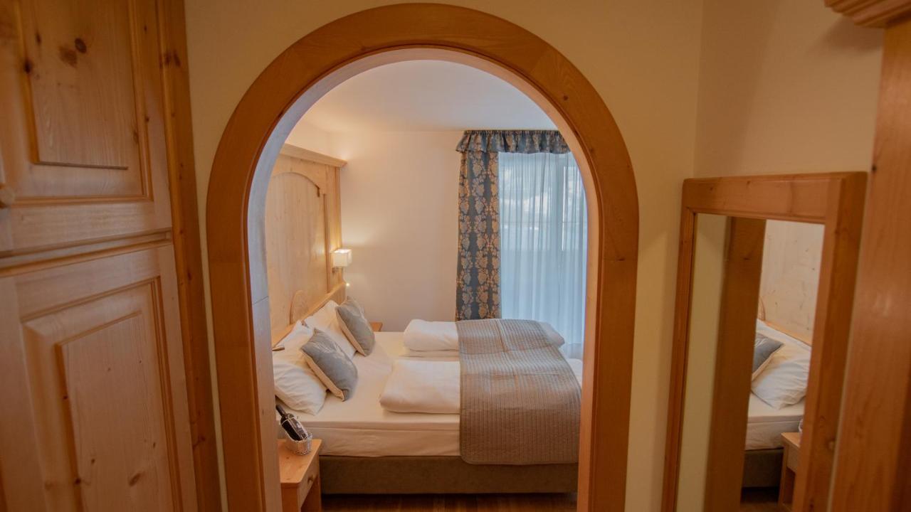 Hotel Diamant Park Campitello di Fassa Esterno foto