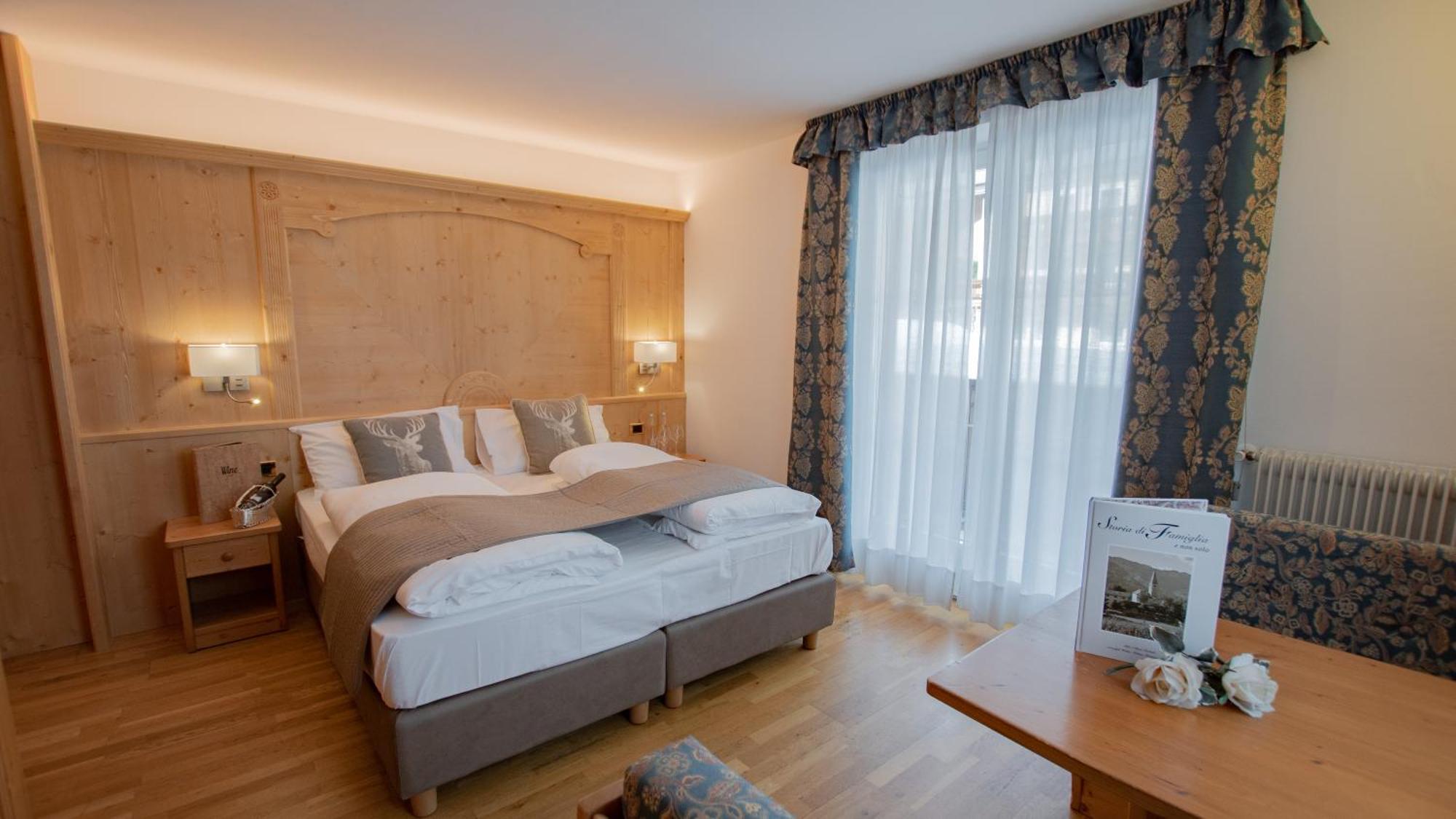 Hotel Diamant Park Campitello di Fassa Camera foto