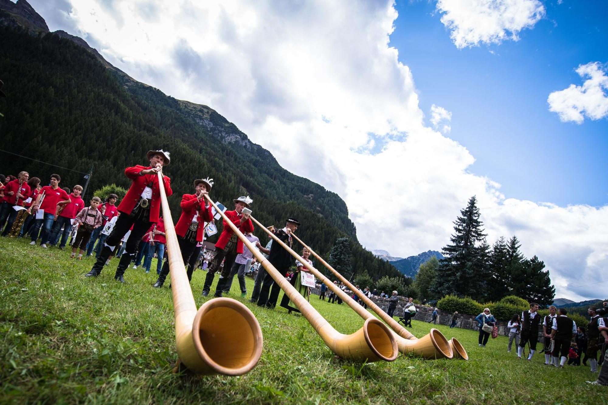 Hotel Diamant Park Campitello di Fassa Esterno foto