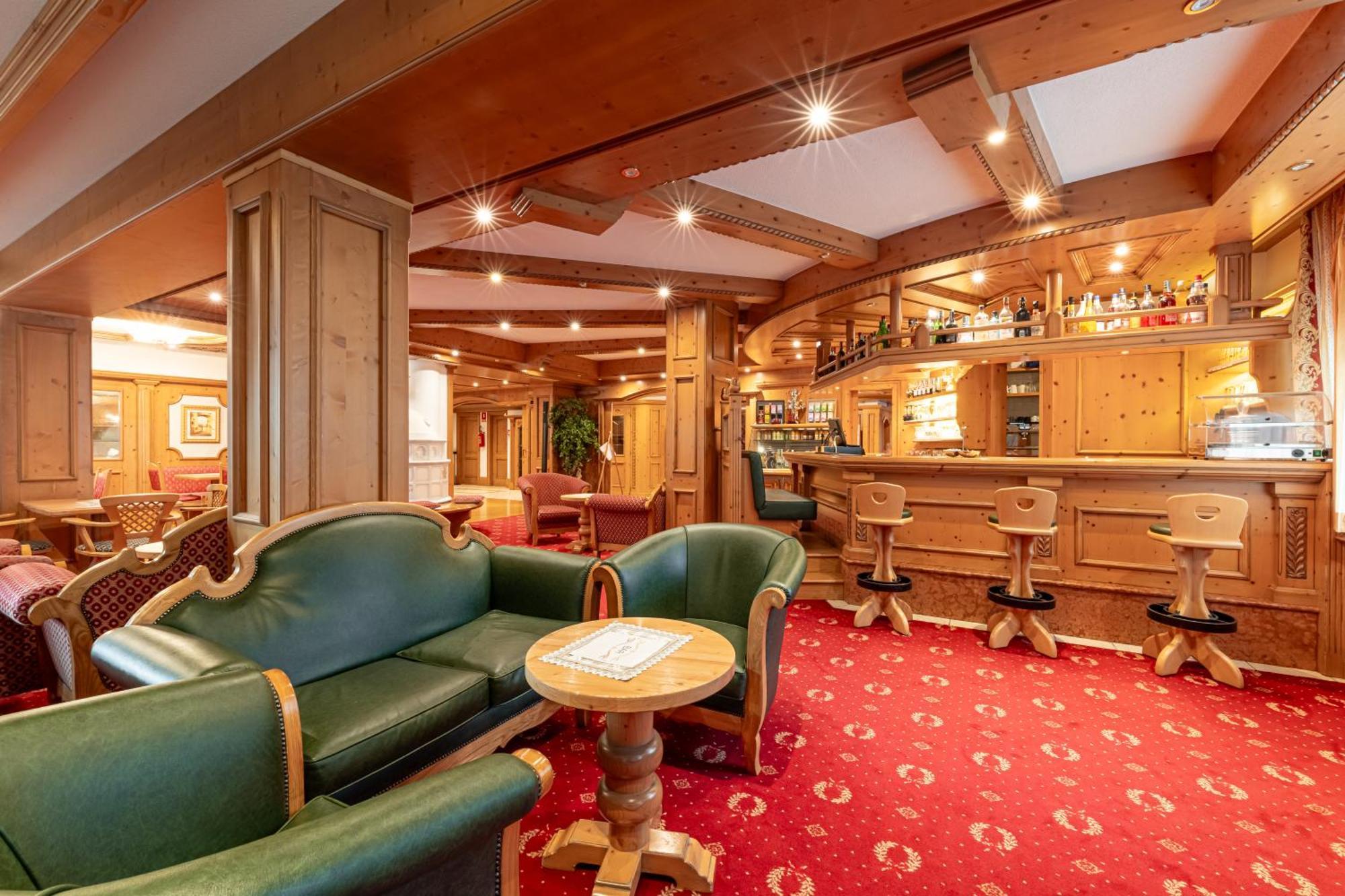 Hotel Diamant Park Campitello di Fassa Esterno foto