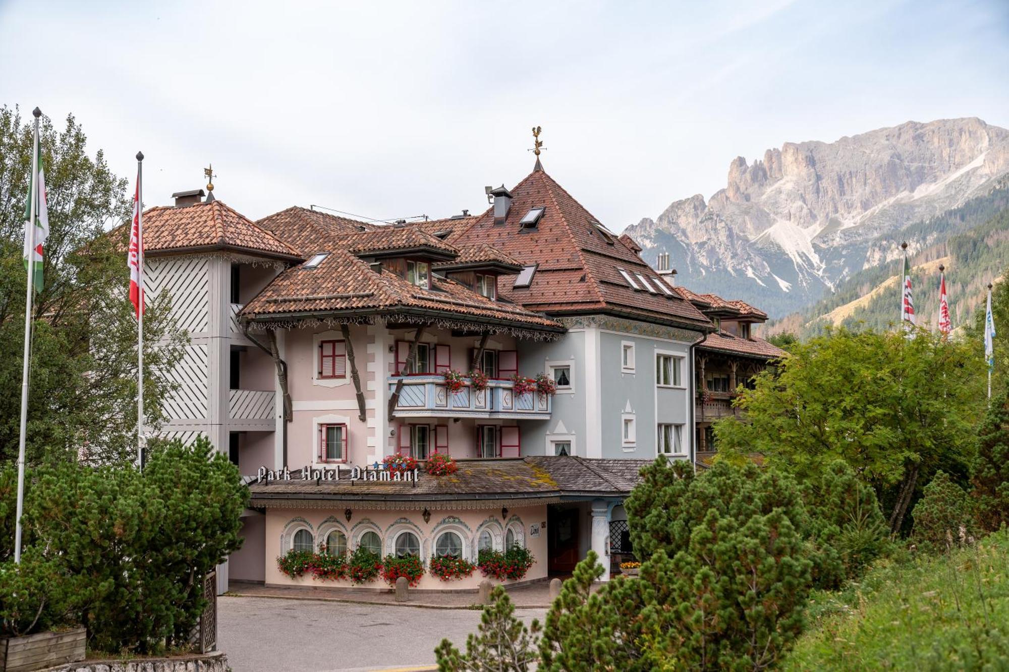 Hotel Diamant Park Campitello di Fassa Esterno foto