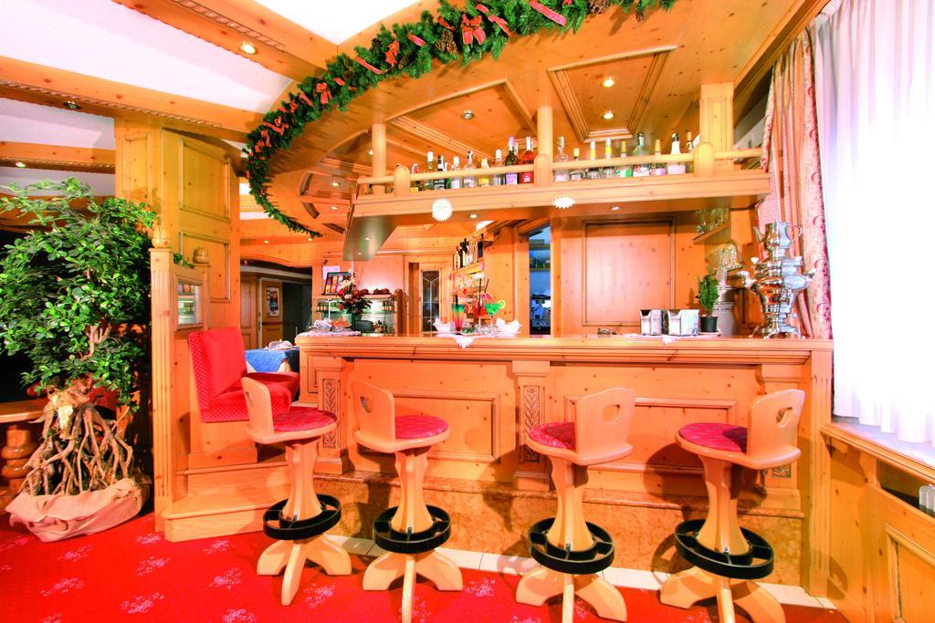 Hotel Diamant Park Campitello di Fassa Esterno foto